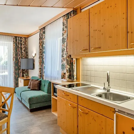 Praktisches Mit Kuechenzeile Apartment Kaprun